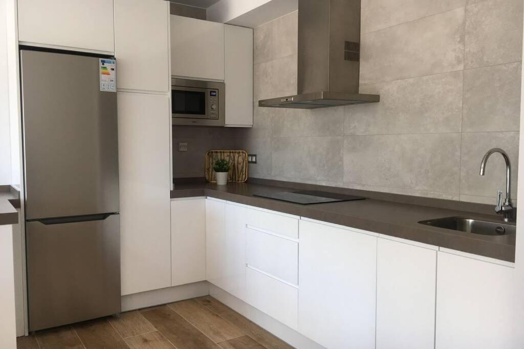 Apartamento A Estrenar En Un Lugar Emblematico โกนิล เด ลาฟรอนเตรา ภายนอก รูปภาพ